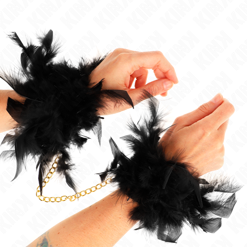 KINK - ESPOSAS DE PLUMAS CON CADENA DE ORO MODELO 1