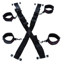CALEXOTICS - ESPOSAS PARA PUERTA CON FORMA DE CRUZ QUE DAN SOMBRÍA